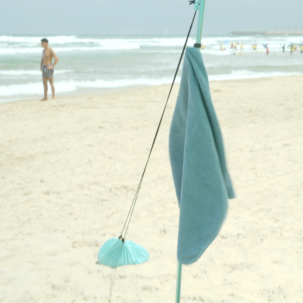 Red Suricata Mini Shovel Set - Aluminum Mini Shovel and 2 Towel Hooks for Family Beach Sunshade Canopy-Accessories-Red Suricata